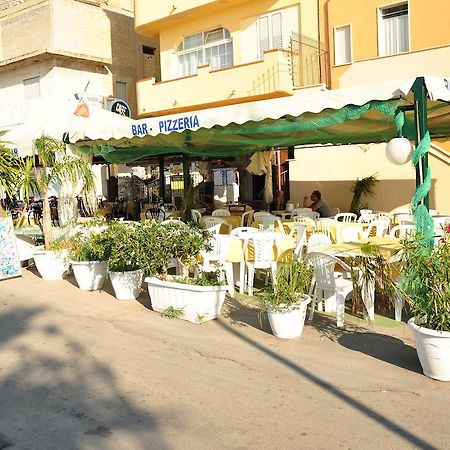 Le Bistro Trappeto Trappeto (Sicily) Exterior photo